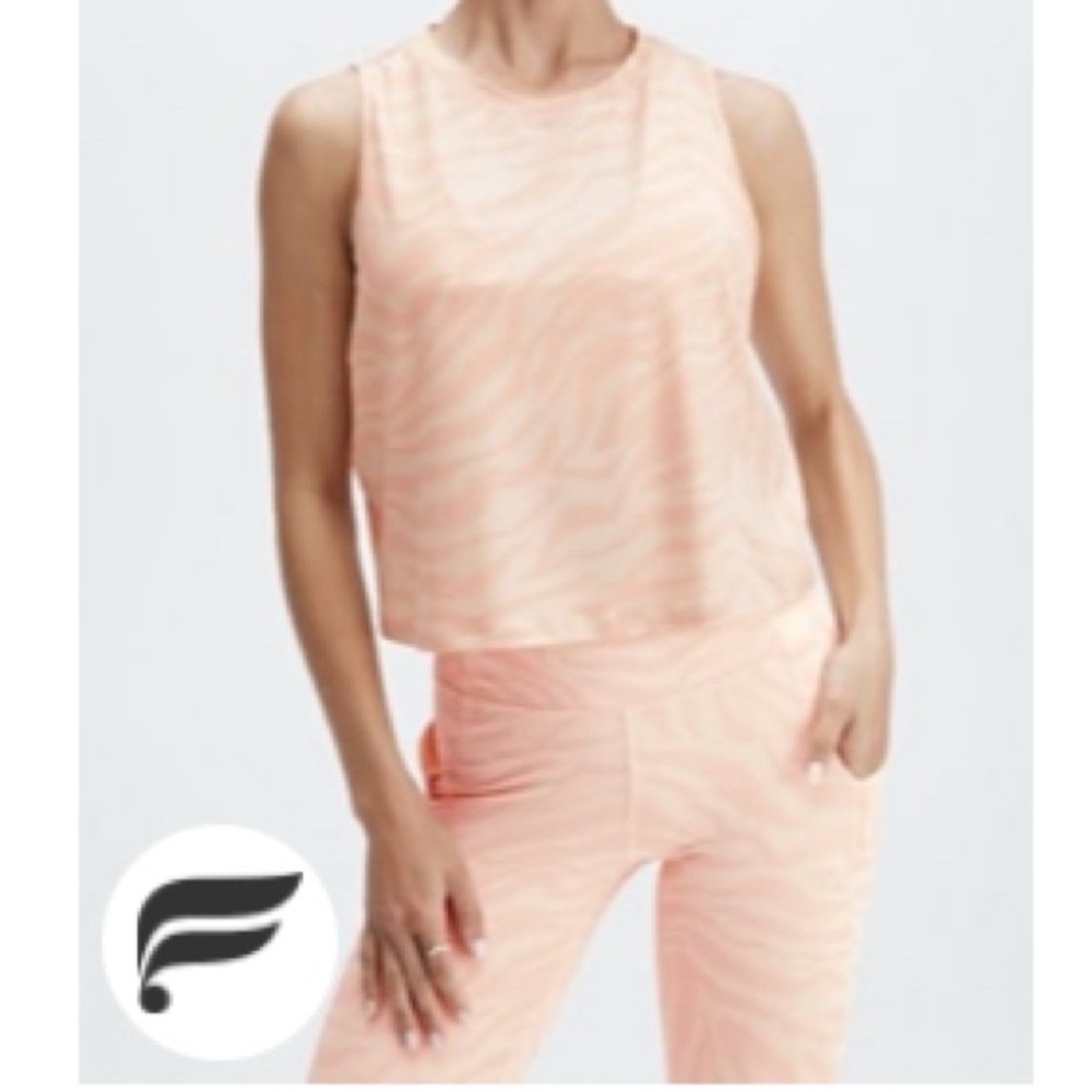 Fabletics Dry-Flex Muscle Tank | M | Peach Zebra